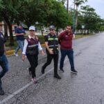 Mara Lezama en territorio verifica limpieza de cárcamos para evitar encharcamientos en calles y avenidas de Cancún