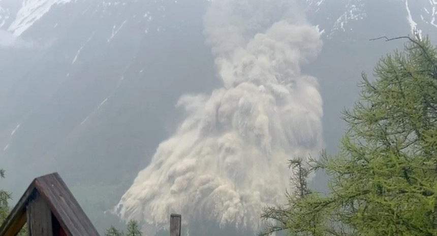 WhatsApp Image 2025-05-29 at 08.56.35