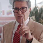 Ricardo Monreal llama a más diputados a donar tras baja participación en colecta para Venezuela